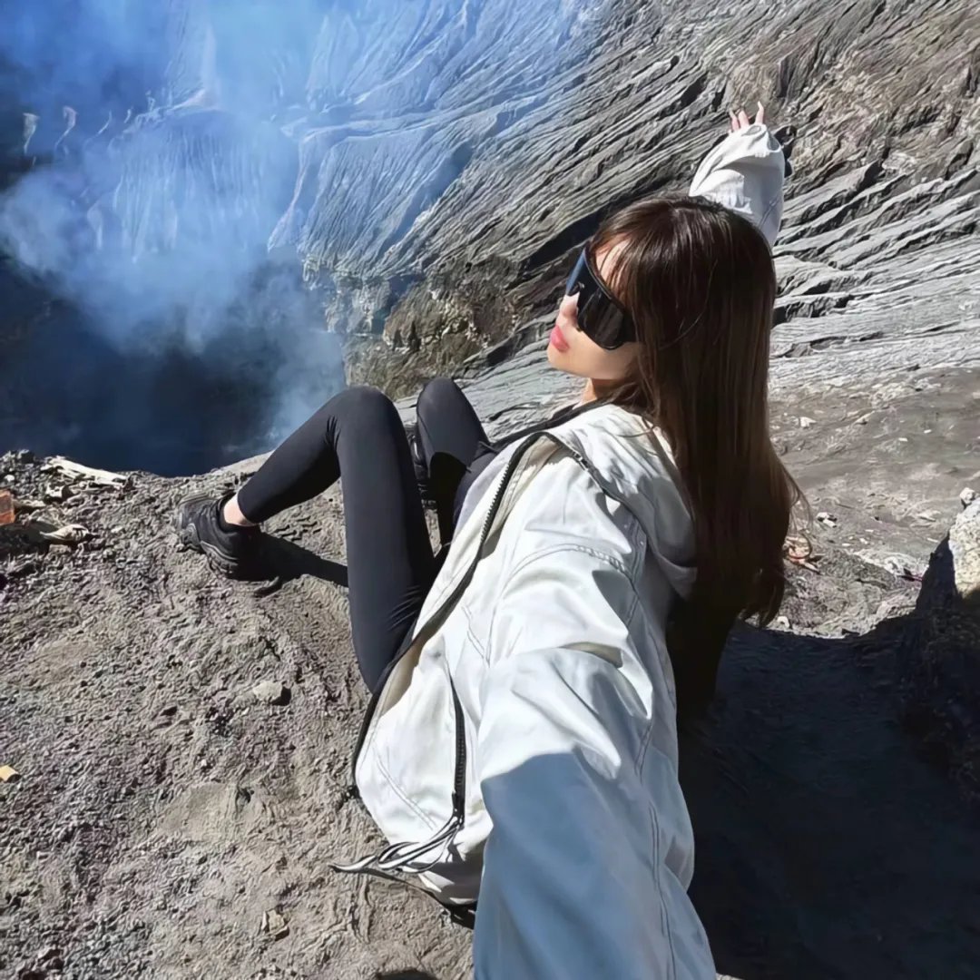 打脸前夫，离婚后我成为顶流天后